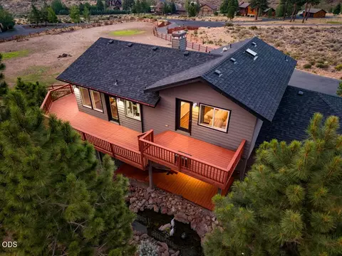 Exterior - 59639 Saskatoon Ln, Bend, OR 97702 photo 8 of 11