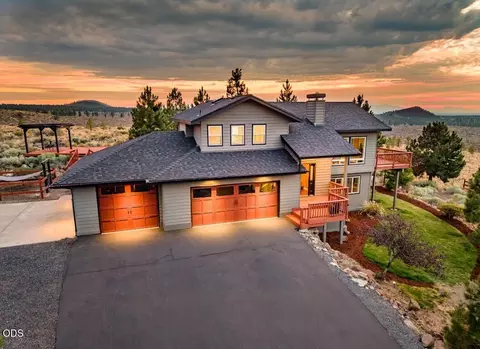 Exterior - 59639 Saskatoon Ln, Bend, OR 97702 photo 5 of 11