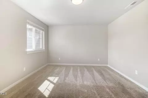 Bedroom - 61618 SE Depot Loop, Bend, OR 97702 photo 1 of 6