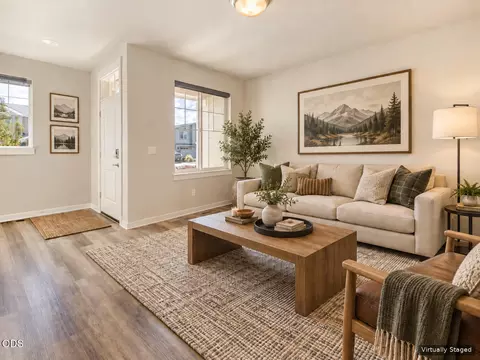 Living - 61618 SE Depot Loop, Bend, OR 97702 photo 2 of 5