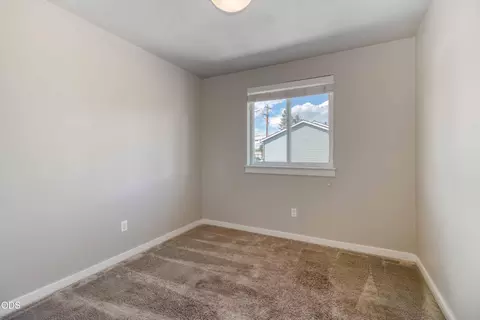 Bedroom - 61618 SE Depot Loop, Bend, OR 97702 photo 5 of 6