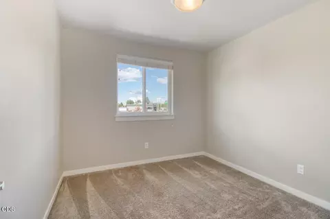 Bedroom - 61618 SE Depot Loop, Bend, OR 97702 photo 4 of 6