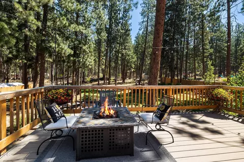 Exterior - 60134 Turquoise Rd, Bend, OR 97702 photo 10 of 22