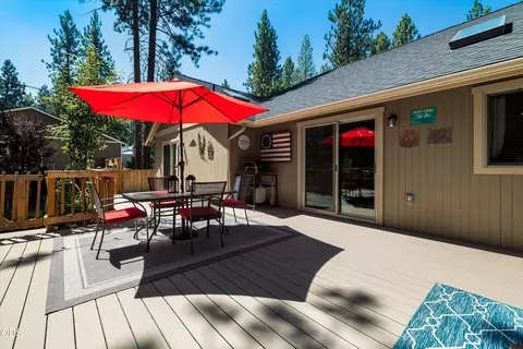 Exterior - 60134 Turquoise Rd, Bend, OR 97702 photo 9 of 22