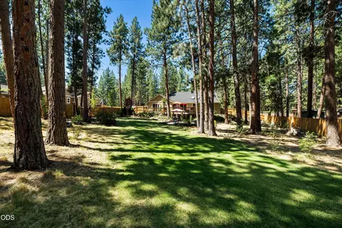 Exterior - 60134 Turquoise Rd, Bend, OR 97702 photo 16 of 22