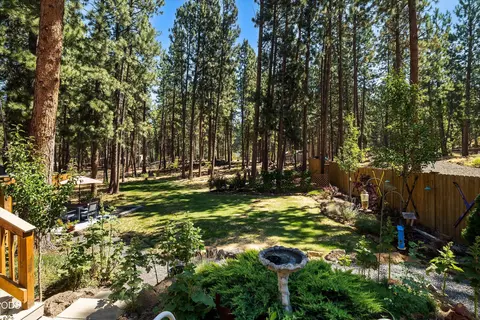 Exterior - 60134 Turquoise Rd, Bend, OR 97702 photo 12 of 22