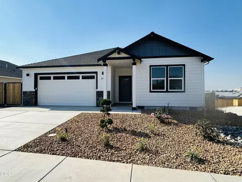3844 SW Antelope Way #LOT 46, Redmond, OR 97756
