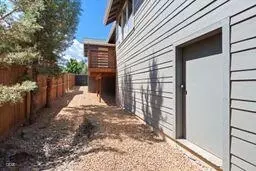 63137 Iner Loop, Bend, OR 97701 photo 5