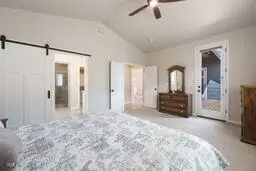 63137 Iner Loop, Bend, OR 97701 photo 20