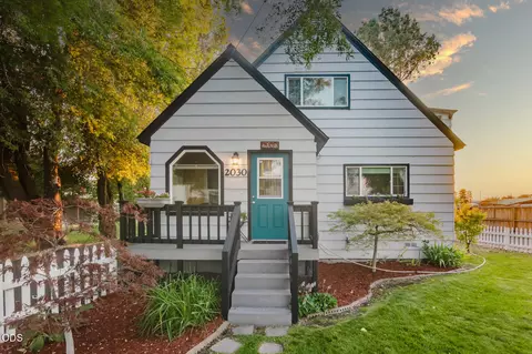 2030 Arthur St, Klamath Falls, OR 97603