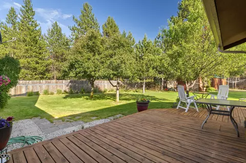 Exterior - 16191 Twin Dr, La Pine, OR 97739 photo 3 of 11