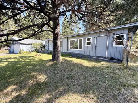 Exterior - 433 Potter St, Crescent, OR 97733 photo 2 of 9