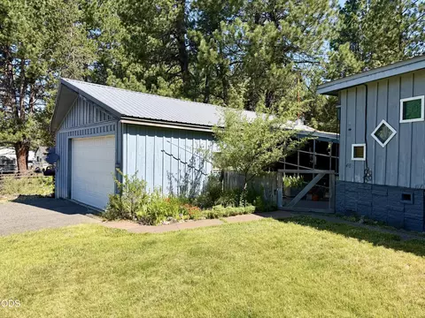 Exterior - 433 Potter St, Crescent, OR 97733 photo 3 of 9