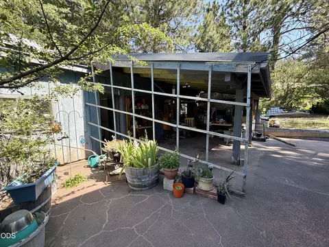 Exterior - 433 Potter St, Crescent, OR 97733 photo 7 of 9
