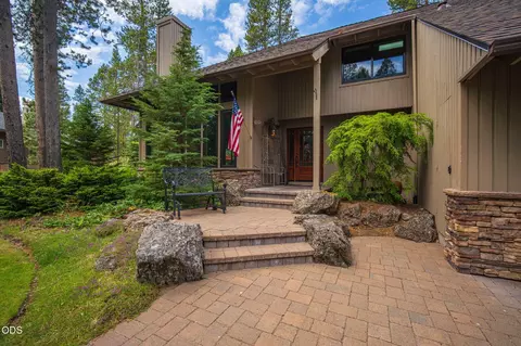 Other - 57785 Ribes Ln #4, Sunriver, OR 97707 photo 2 of 13