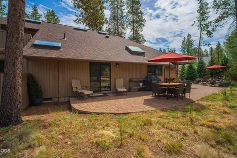 Exterior - 57785 Ribes Ln #4, Sunriver, OR 97707 photo 9 of 20