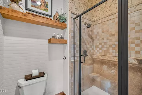 Bath - 57785 Ribes Ln #4, Sunriver, OR 97707 photo 6 of 6