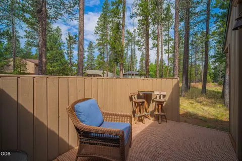 Exterior - 57785 Ribes Ln #4, Sunriver, OR 97707 photo 8 of 20