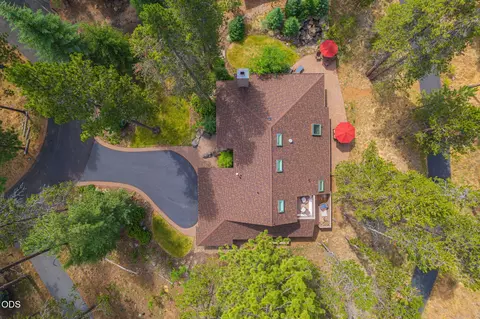 Other - 57785 Ribes Ln #4, Sunriver, OR 97707 photo 1 of 13