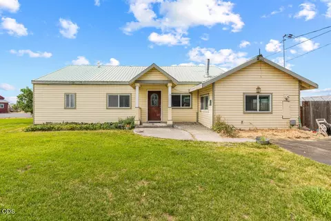 1140 Morningside Ln, Klamath Falls, OR 97603