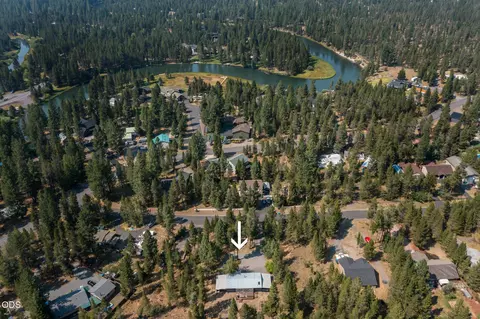 View/Area - 17265 Canvasback Dr, Bend, OR 97707 photo 1 of 4