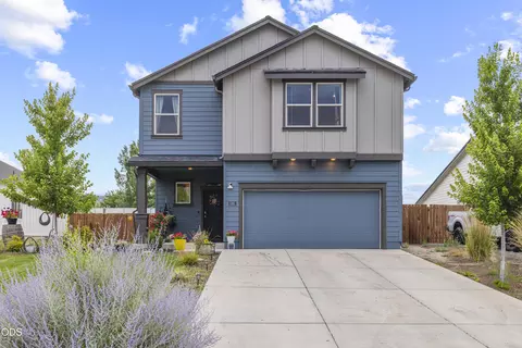 5261 Amberview Ln, Klamath Falls, OR 97603