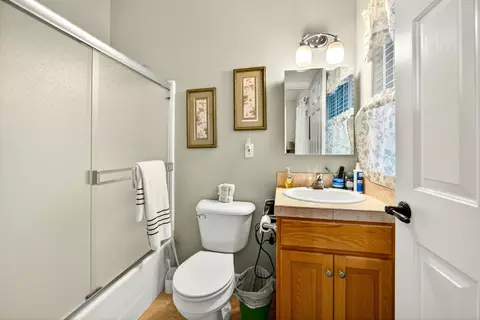 Bath - 1550 Panoramic Loop, Grants Pass, OR 97527 photo 1 of 5