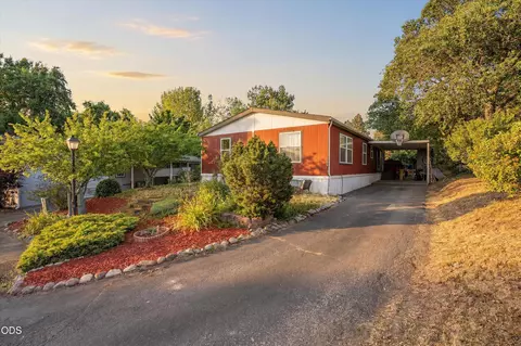 321 Clay St #SPC 105, Ashland, OR 97520