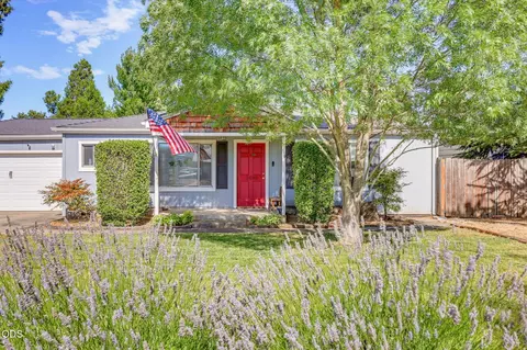 2680 Elliott Ave, Medford, OR 97501