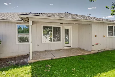 Other - 11 Devonwood Ct, Eagle Point, OR 97524 photo 3 of 9