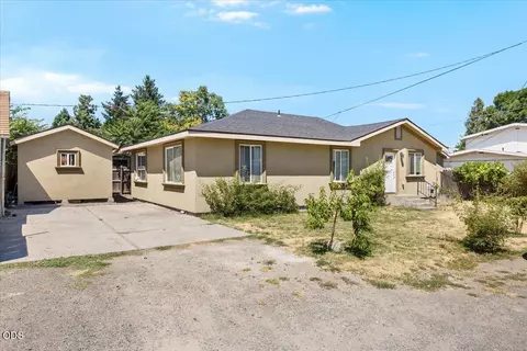 402 Boardman St, Medford, OR 97501