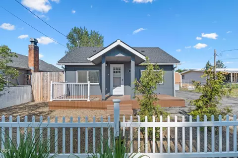 3634 Flint St, Klamath Falls, OR 97601