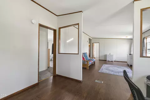 Entry Way - 2806 Front St, Malin, OR 97632 photo 1 of 1