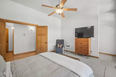 Bedroom - 17075 Pasadena Rd, Bend, OR 97707 photo 3 of 10