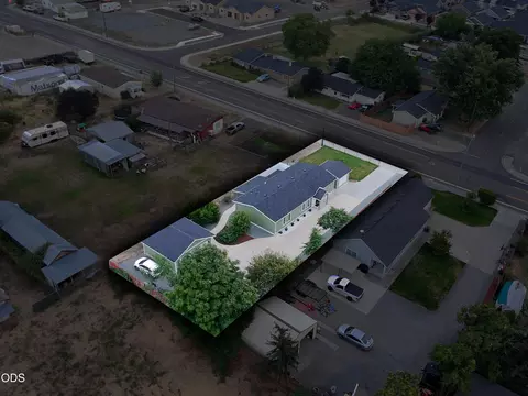 788 Garfield St, Medford, OR 97501