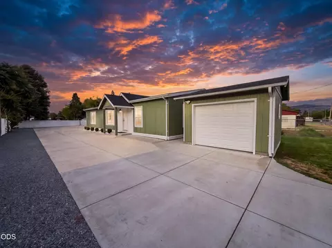 788 Garfield St, Medford, OR 97501
