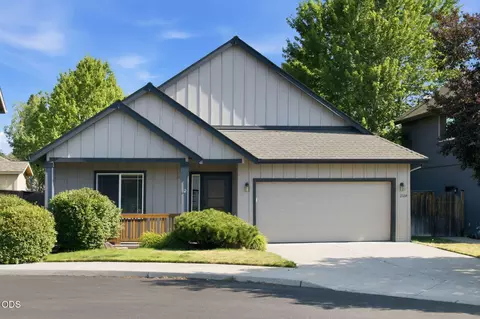 21164 Copperfield Ave, Bend, OR 97702