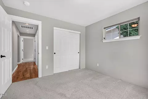 Bedroom - 83 Hidden Valley Dr, Eagle Point, OR 97524 photo 5 of 6
