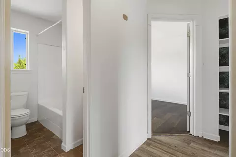 Entry Way - 740 E Cascade Ave, Sisters, OR 97759 photo 5 of 5