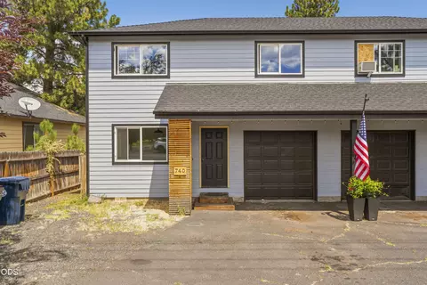 Exterior - 740 E Cascade Ave, Sisters, OR 97759 photo 3 of 8