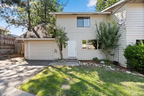 690 Normal Ave, Ashland, OR 97520