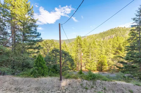 Exterior - 4218 Thompson Creek Rd, Applegate, OR 97530 photo 3 of 7