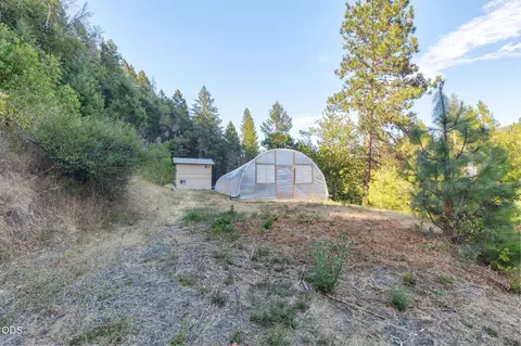 Exterior - 4218 Thompson Creek Rd, Applegate, OR 97530 photo 2 of 7