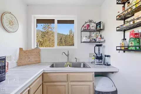 Kitchen - 4218 Thompson Creek Rd, Applegate, OR 97530 photo 2 of 3