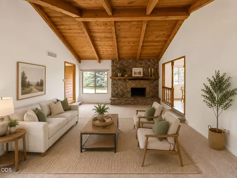 Living - 52859 Day Rd, La Pine, OR 97739 photo 3 of 7