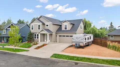 63441 Stacy Ln, Bend, OR 97701