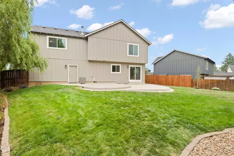 Exterior - 63441 Stacy Ln, Bend, OR 97701 photo 7 of 8