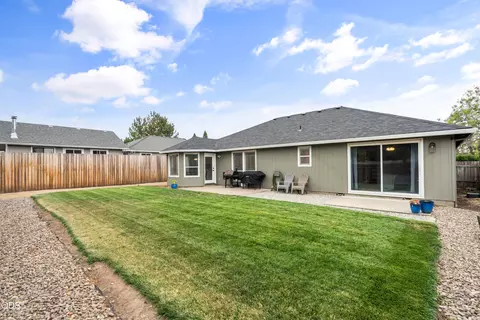 79 Osprey Dr, Eagle Point, OR 97524 photo 17