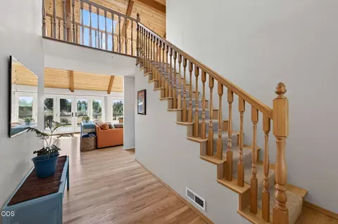 Entry Way - 60835 Jennings Rd, Bend, OR 97702 photo 3 of 3