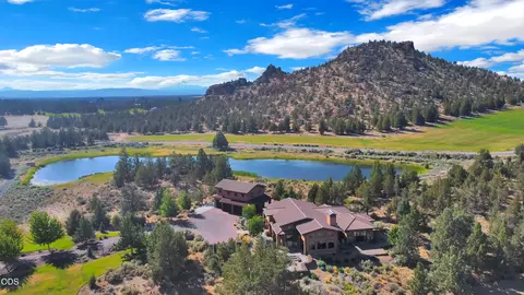 250 NE Good Pasture Loop, Terrebonne, OR 97760